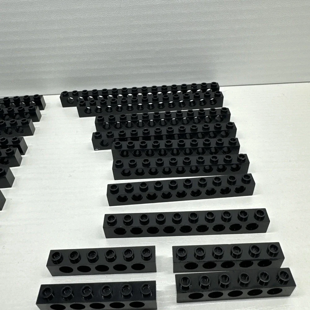 Lego Technic Bricks W/Holes -Black 1x4, 1x6, 1x8, 1x10, 1x12, 1x14 & 1x16 Lot 47